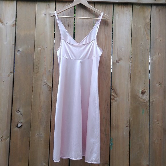 CLEARANCE Vintage Pink Slip Size M - Picture 3 of 4